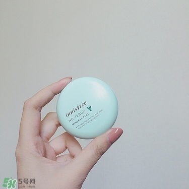 上班族用什么化妆品好 办公室化妆包里带什么好